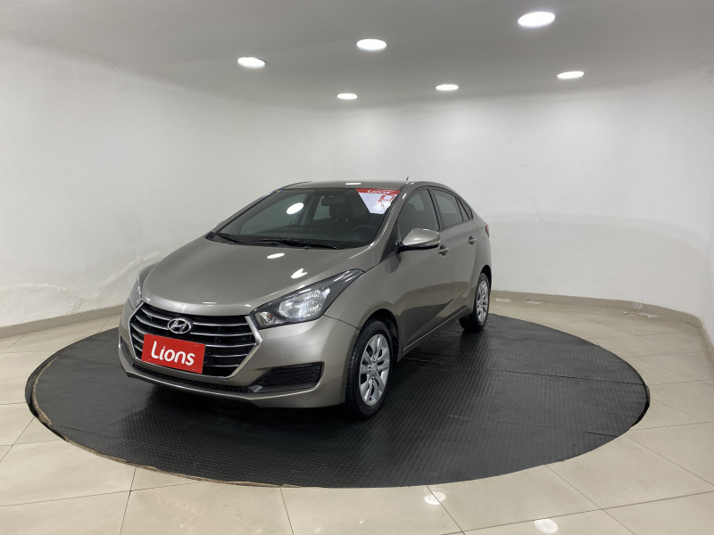 HYUNDAI HB20S Comfort Plus 1.0