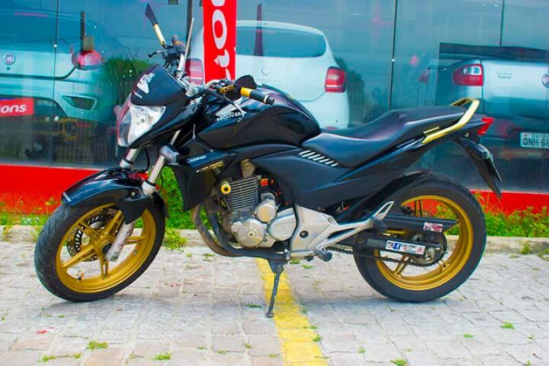 HONDA CB  300