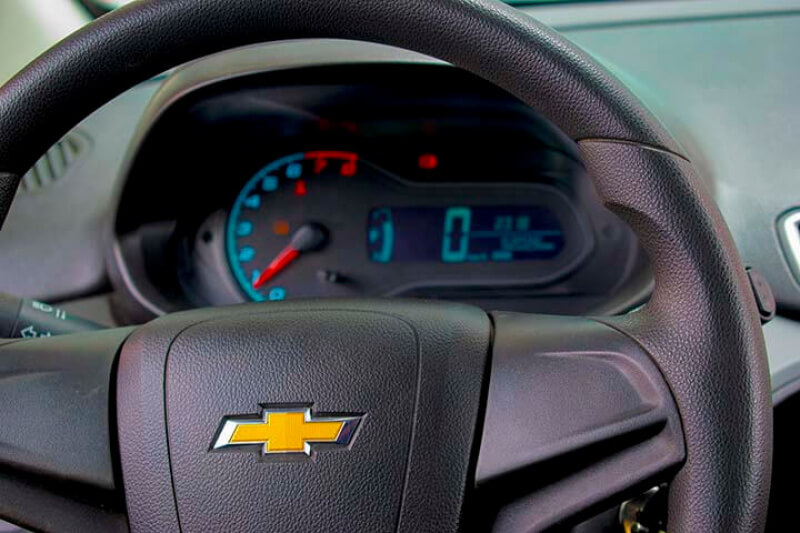CHEVROLET ONIX LT